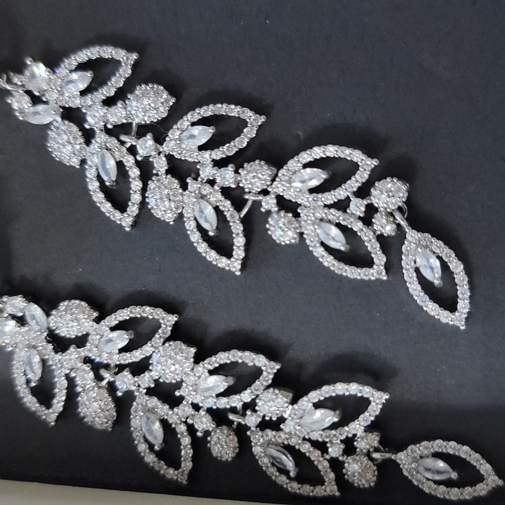 Cocktail earings - Picture 2 of 3